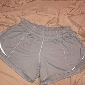 Lululemon Shorts Hotty Hot Long 4’ Inseam